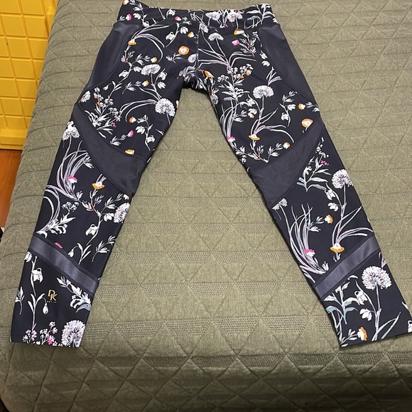 Donna Karen Active floral workout set M - Picture 4 of 9